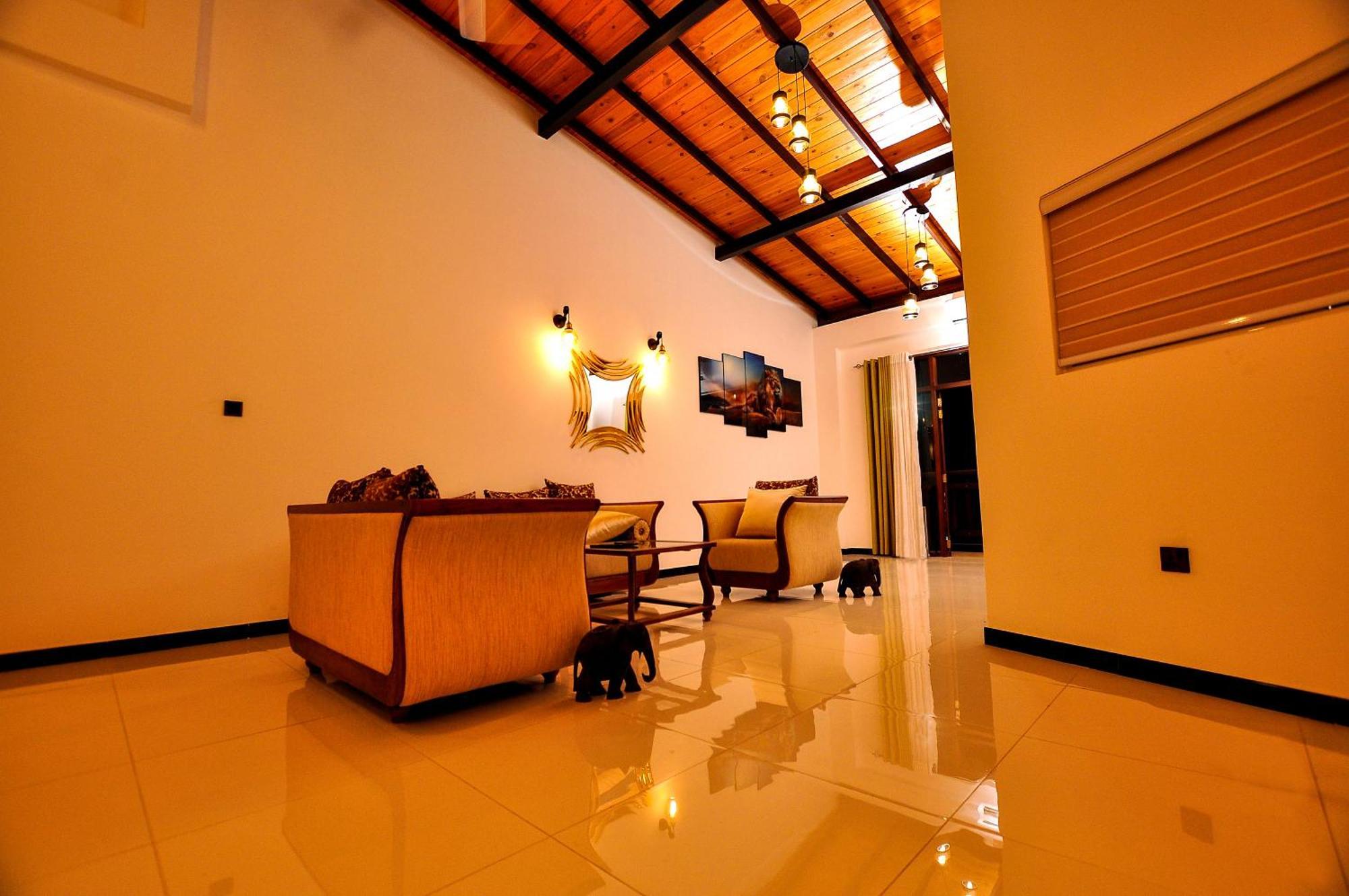 Sachinro Hotel 米瑞莎 外观 照片