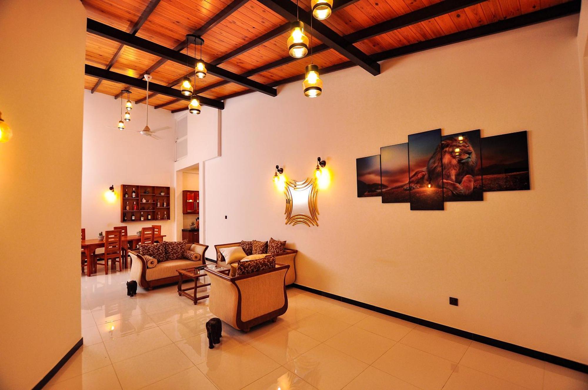 Sachinro Hotel 米瑞莎 外观 照片